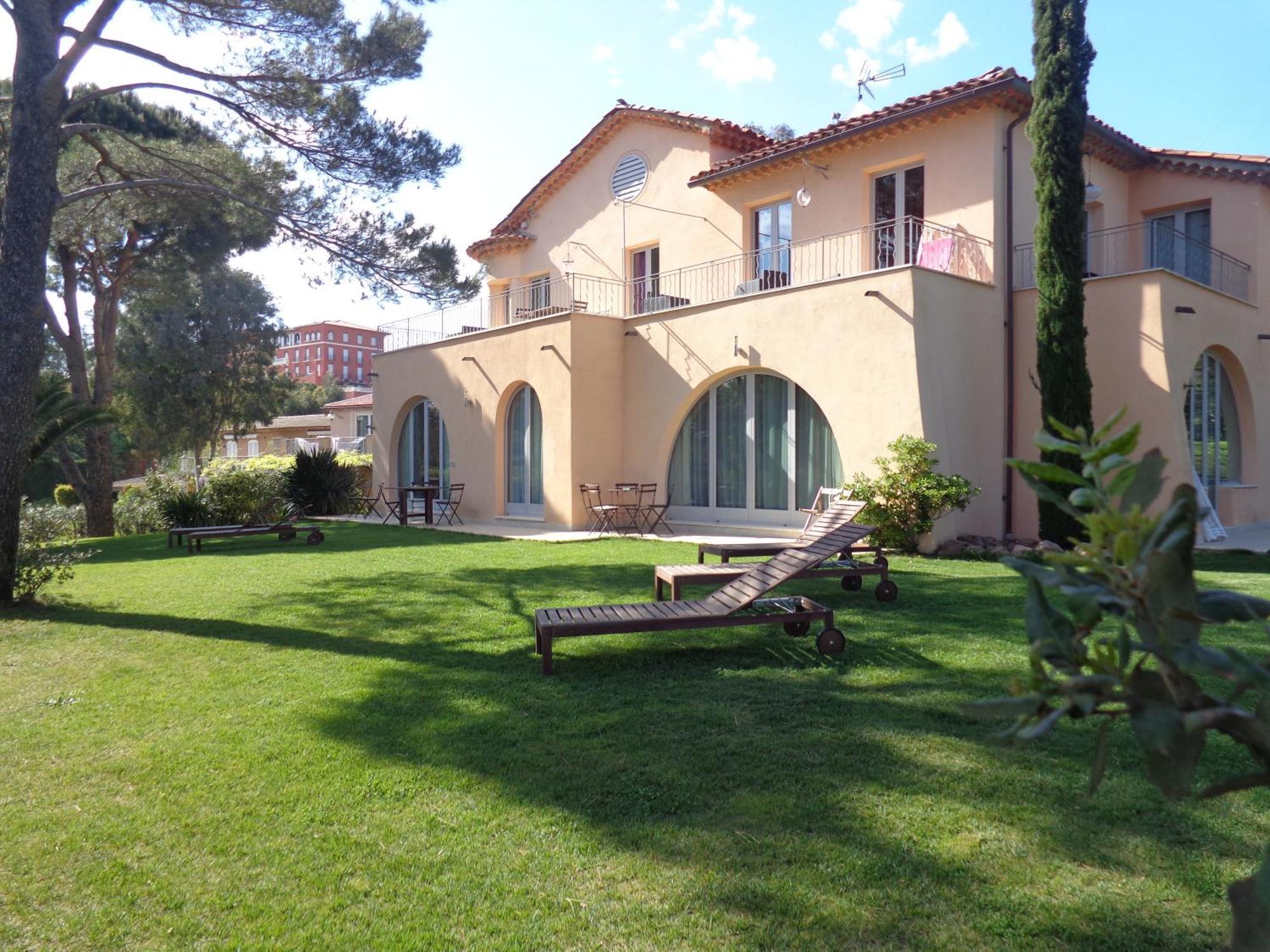 Villa Angelina Front Beach Grimaud Εξωτερικό φωτογραφία
